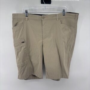Eddie Bauer Mens Size 42 Beige Cargo Shorts Outdoor Casual Everyday